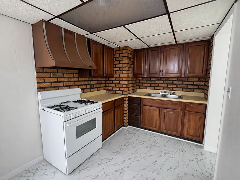 508 River Rd — Photo 6