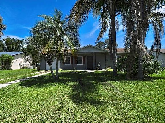 4th image of 137 Poinsettia Dr