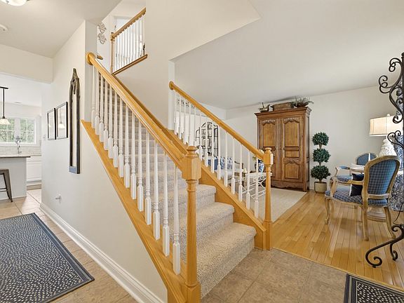 3rd image of 1205 Waterside Ln