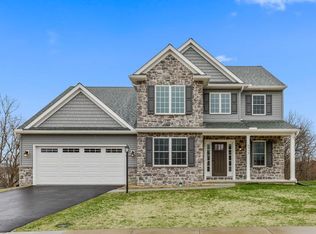 4513 Elwill Dr, Harrisburg, PA 17112