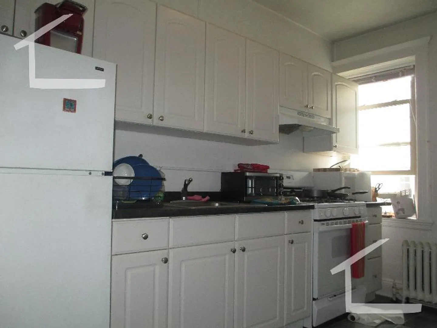 Amazing Allston two Bed Right on the Cusp of Brookline... — Photo 4