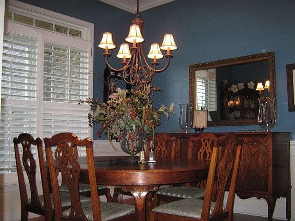 4th image of 305 Flat Bush Dr