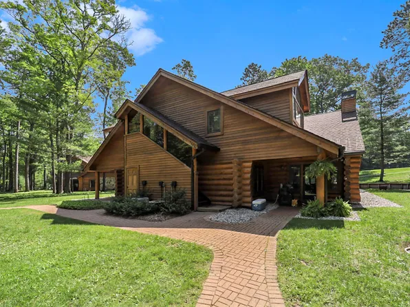 592 Osprey Ln, Lewiston, MI 49756