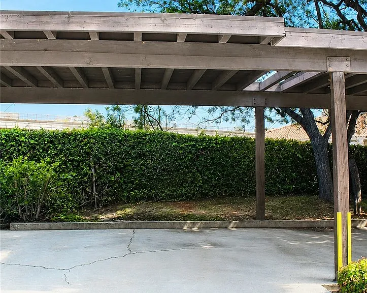 380 S Prospectors Rd — Photo 12