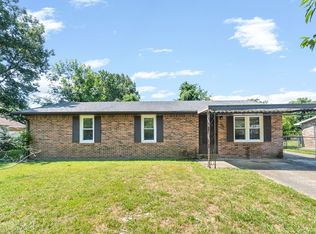 944 Linda Dr, Oak Grove, KY 42262