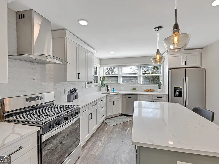 155 Parkview Dr SE — Photo 6