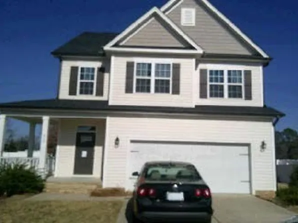 919 Barbour Farm Ln, Four Oaks, NC 27524