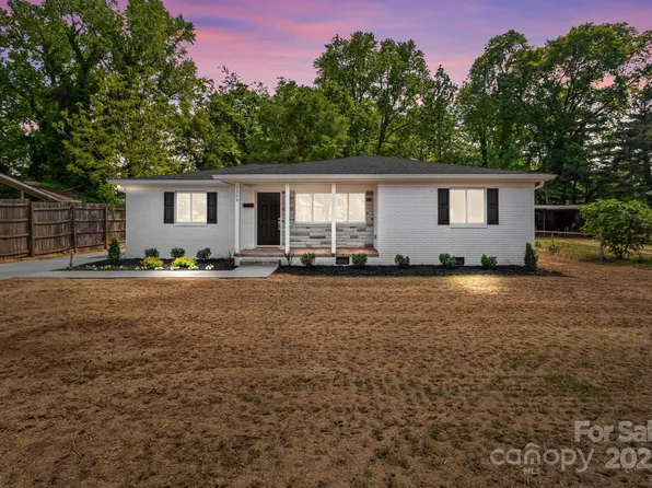 1306 Klondale Ave, Kannapolis, NC 28081