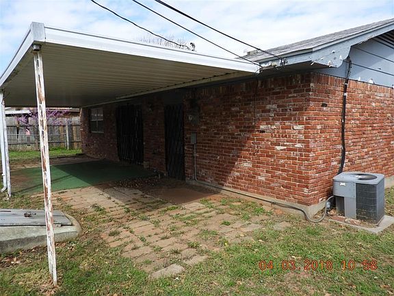 3rd image of 4744 Koelsch Dr