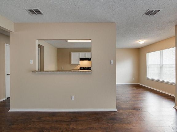 5th image of 1225 Forbus St