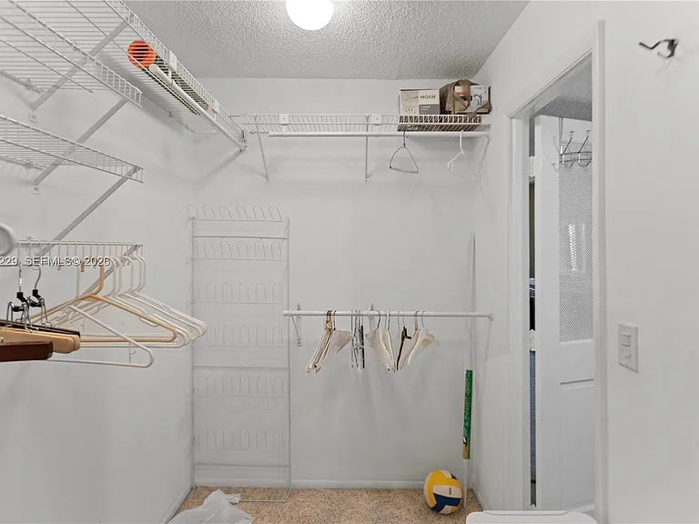 4020 Galt Ocean Dr #203 — Photo 47