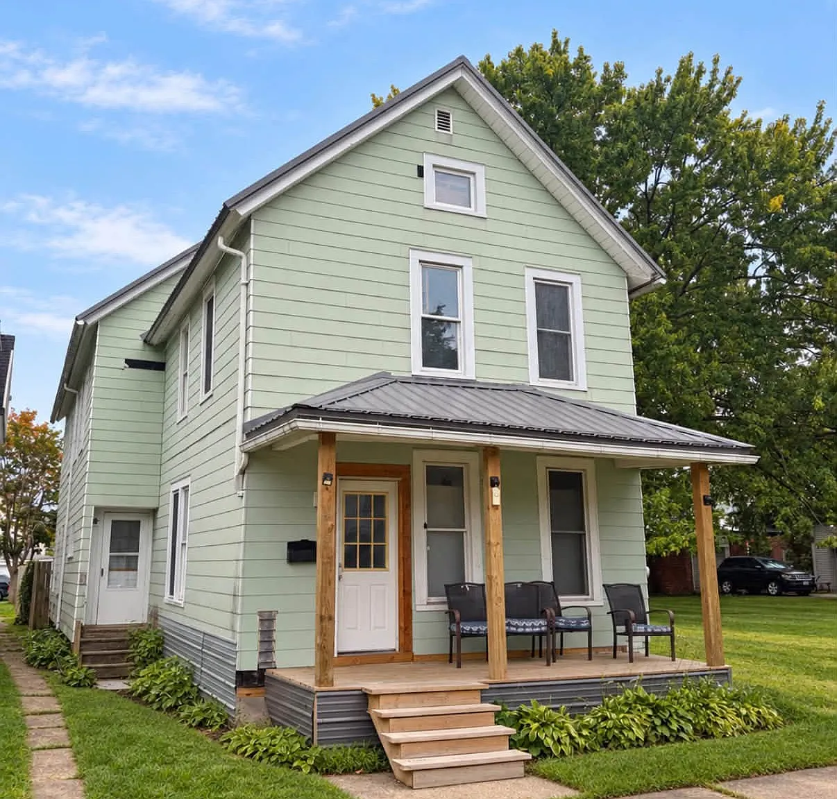 3 bed, 1280 sqft, $975 — Photo 1