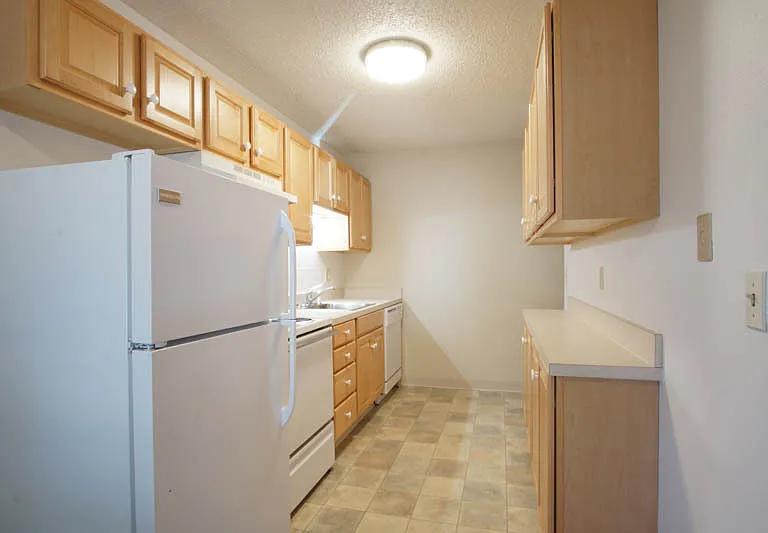 4030 SE Gladstone St #9 — Photo 5