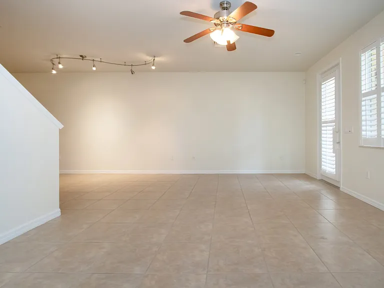 3720 82nd Avenue Cir E #102 — Photo 5