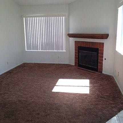 5th image of 14324 Pinewood Dr