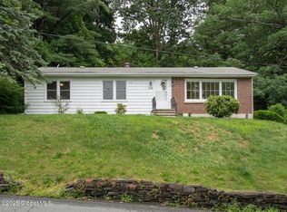 108 Wayne St, Troy, NY 12180