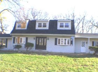 24448 W Guinevere Ln, Joliet, IL 60404
