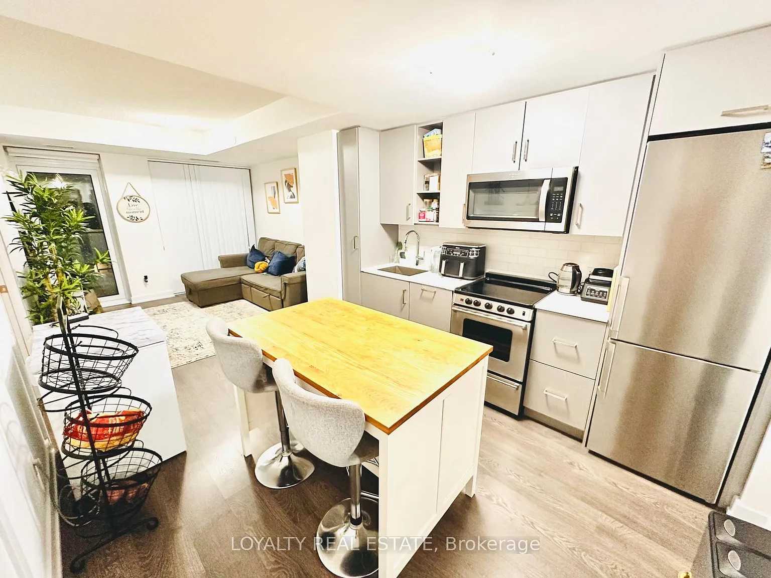 2 bed, $2,650 — Photo 4
