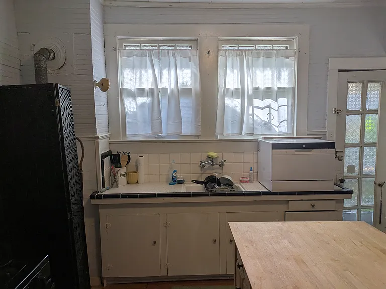 1949 Oleander St #W — Photo 14