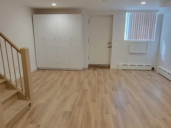 23-31 31st Drive image 9 of 16