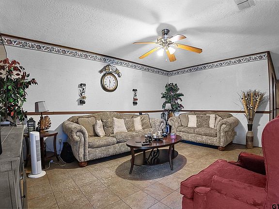 5th image of 4509 County Road 3405