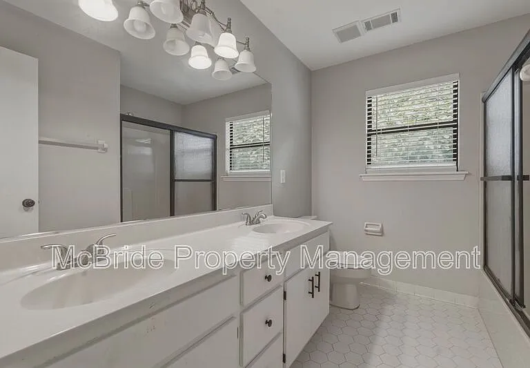 342 Village Square Dr — Photo 15