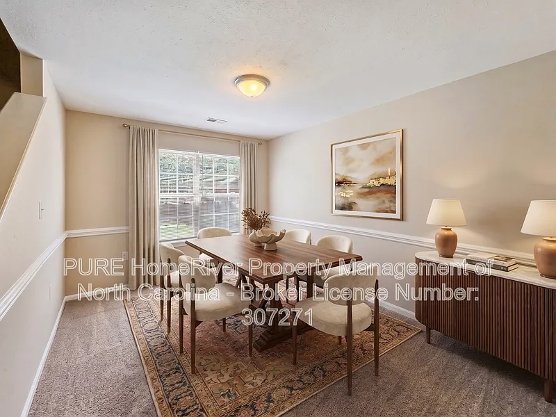 4 bed, 2.5 bath, 2072 sqft, $2,245 — Photo 3