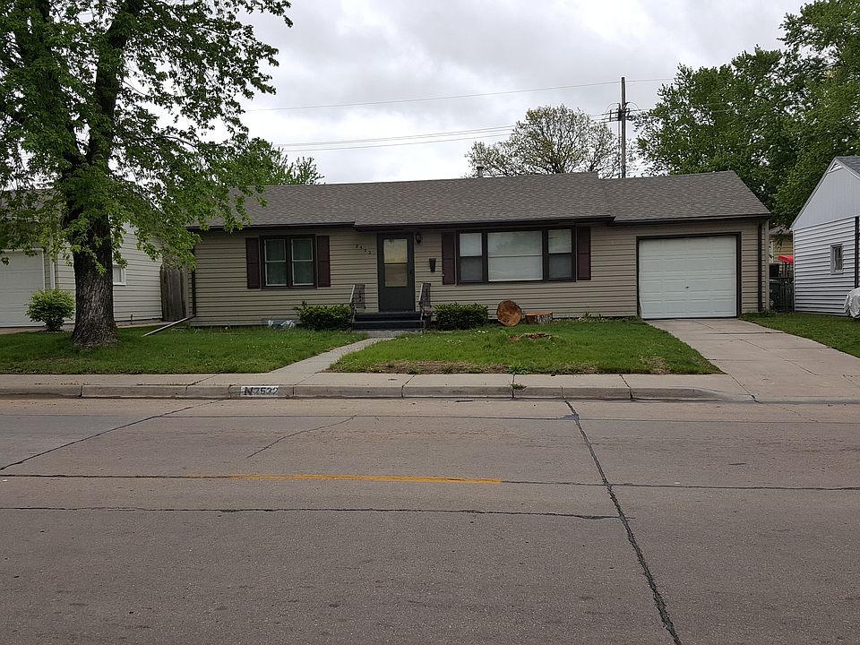 1st image of 2532 W Anna St