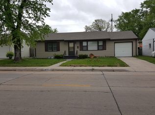2532 W Anna St, Grand Island, NE 68803