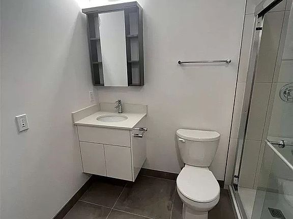 3rd image of 60 Frederick St #3207