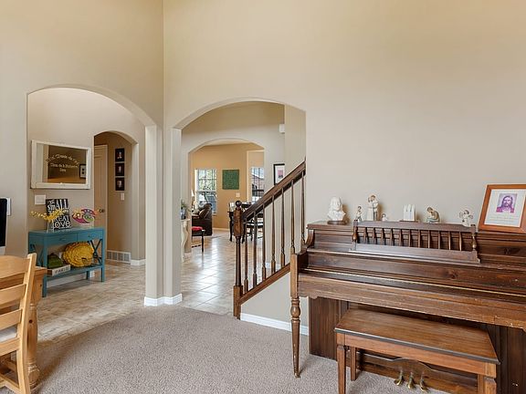 3rd image of 3102 W Rockbridge Dr