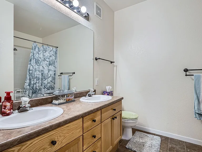 8465 S Holland Way #205 — Photo 21