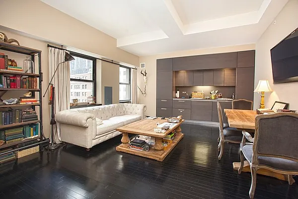 Rented by Keller Williams NYC | media 8