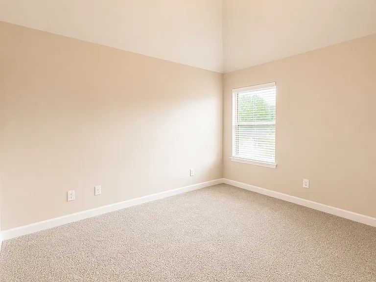 62 Gilmerton Ct — Photo 8