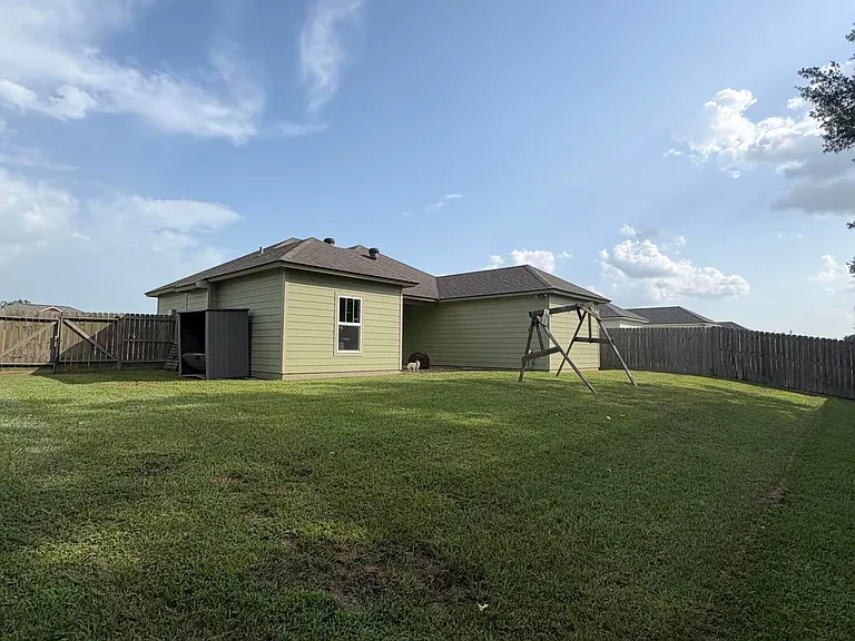 1039 Lillian Michel Dr — Photo 13