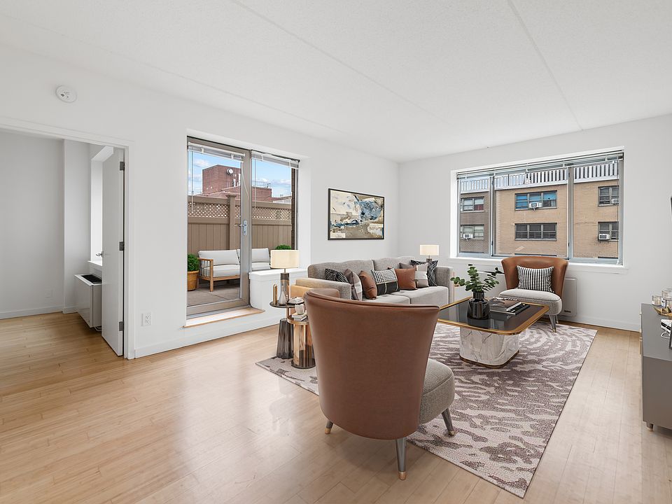1st image of 1955 1st Ave #670