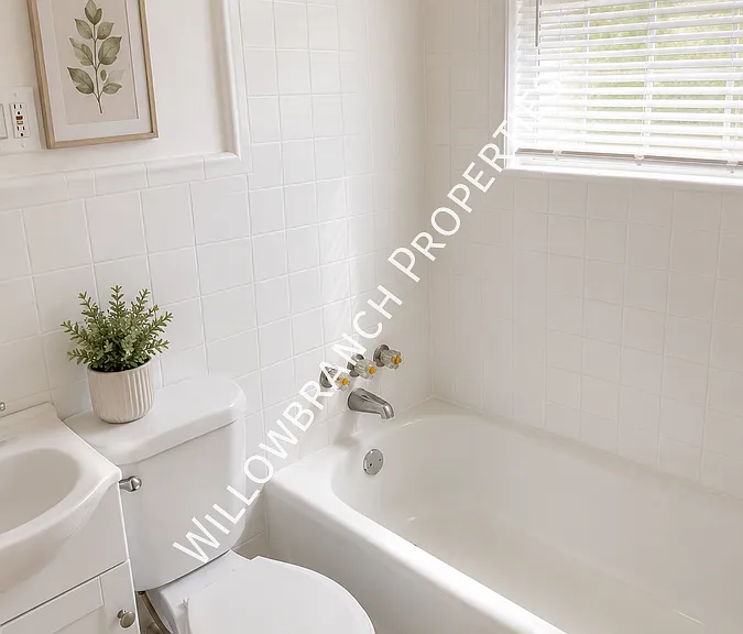 2335 Riverside Ave #1 — Photo 7