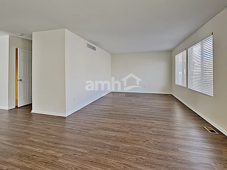 9853 E 112th Dr — Photo 12