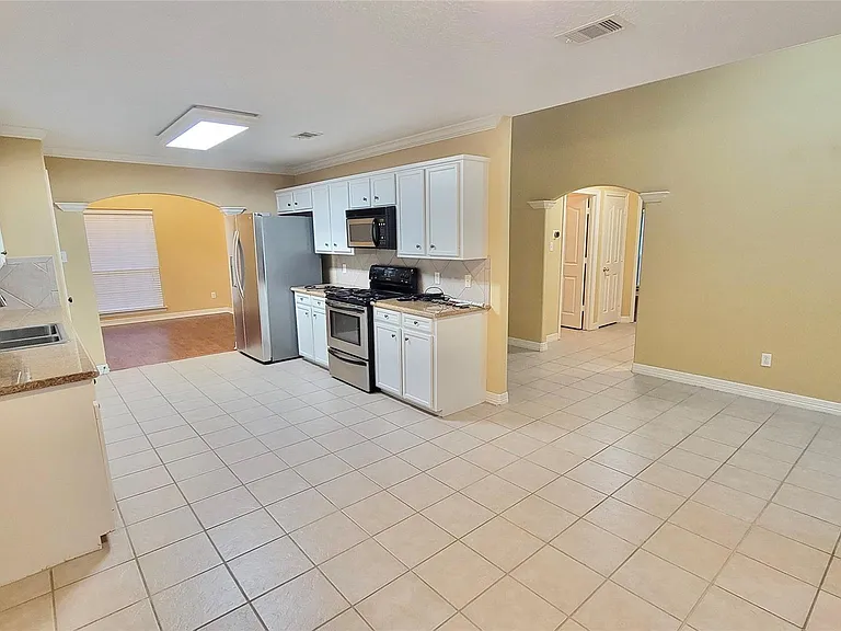 3702 Mystic Cir — Photo 9