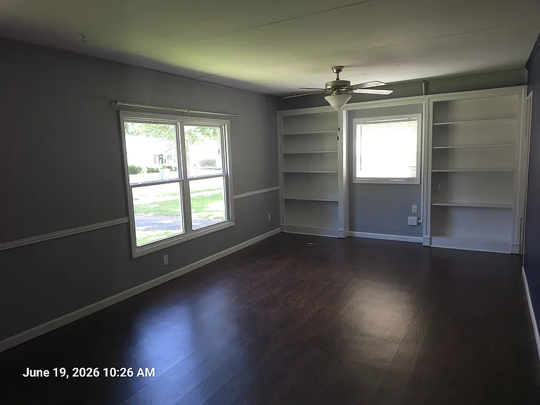814 Josephine St — Photo 3