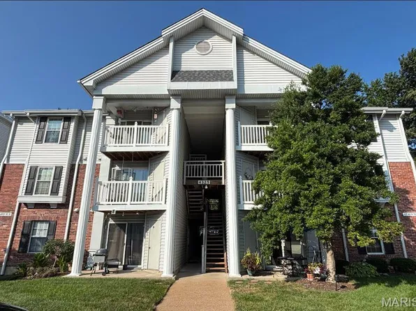 4325 Arrow Tree Dr APT E, Saint Louis, MO 63128