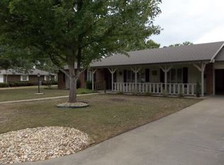 913 S Gretchen Ave, Chanute, KS 66720
