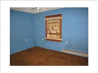 4th image of 22756 Essig Ave