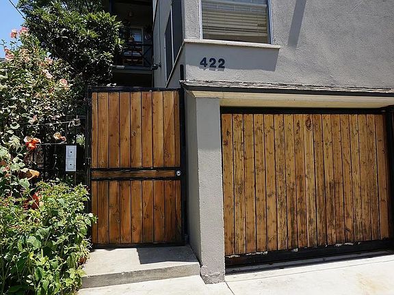 2nd image of 422 S Coronado St
