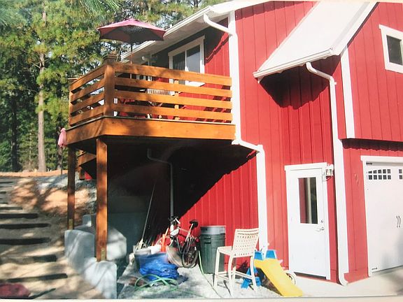 Carriage house carport 