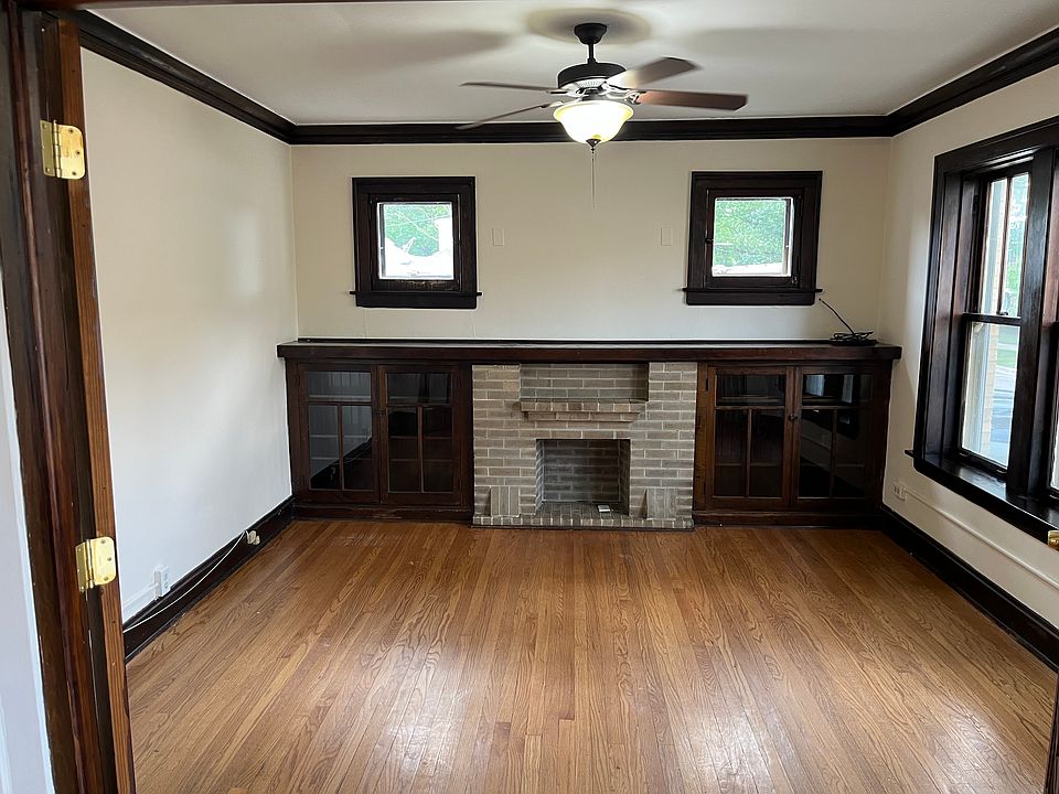 Formal Living Room could be Bedroom #2