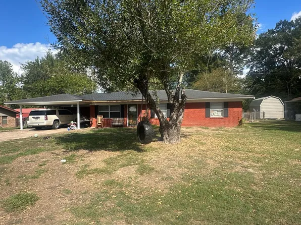 910 Red Blf, Atlanta, TX 75551