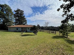 490 Cemetery Rd, Coldspring, TX 77331