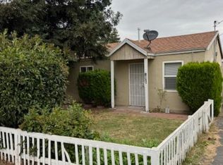 821 S Acacia Ave APT 3, Ripon, CA 95366