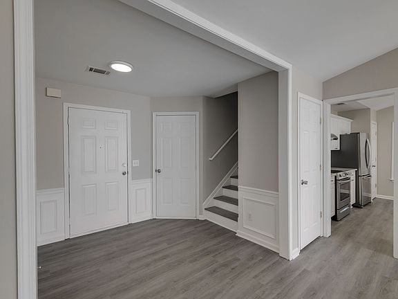 4th image of 1624 W Wilson Blvd